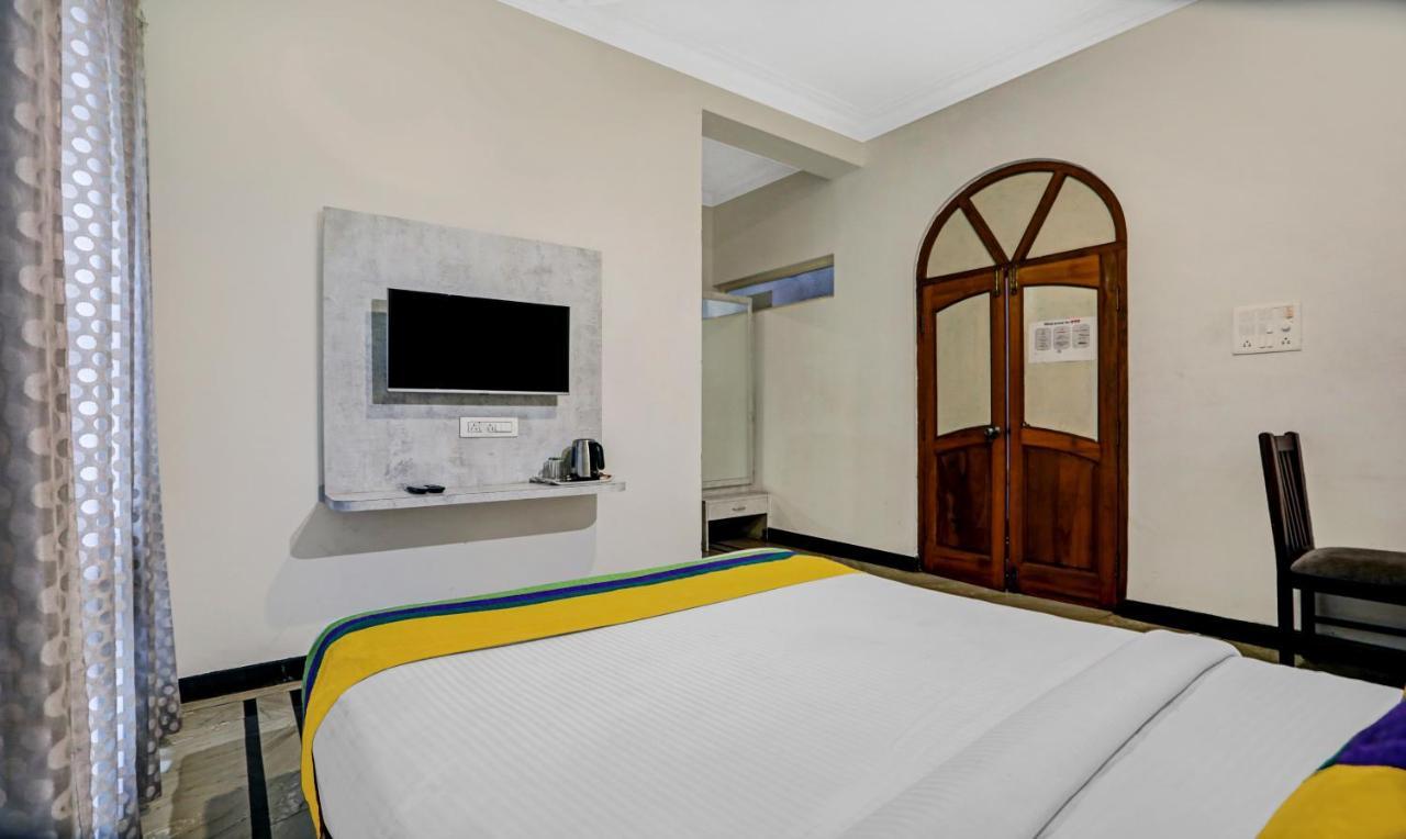 Itsy Hotels Anurag Inn Májszúr Kültér fotó