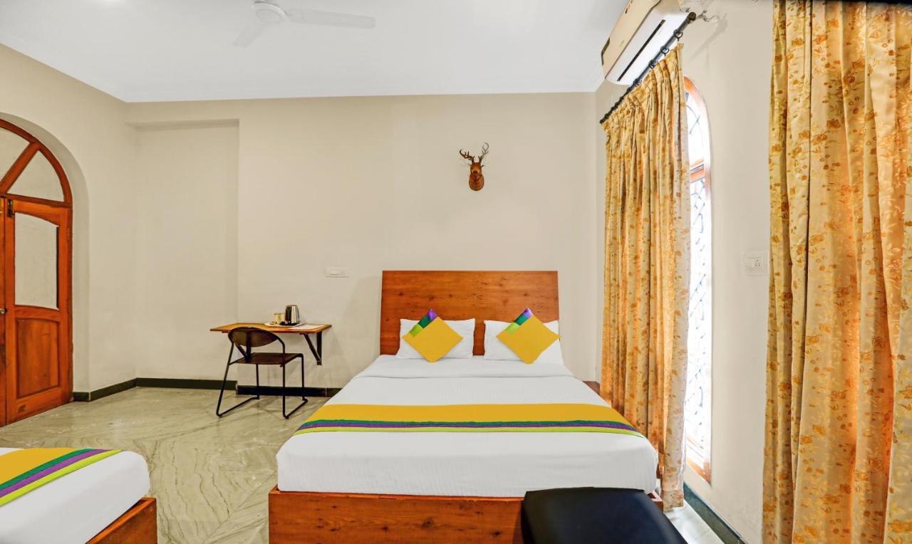 Itsy Hotels Anurag Inn Májszúr Kültér fotó